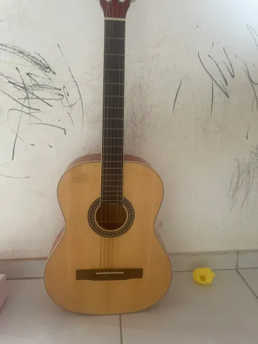 Violão bem cuidado 