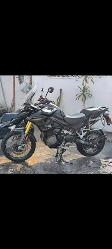 Triumph Tiger 1200 Black edition