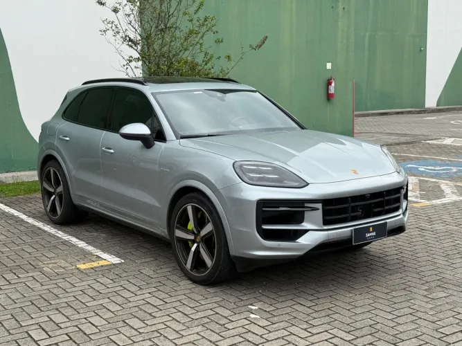 Porsche Cayenne S E-hybrid 3.0 V6 416cv 2024