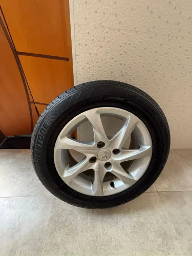 Rodas Peugeot 208 Active pack 15