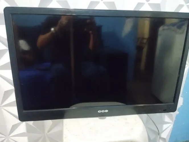 Tv cce 32 polegadas não e smartv