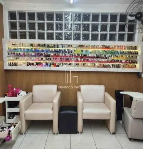 Ponto Comercial à Venda: Salão de Beleza Pronto e em Funcionamento na Vila Carmosina - São