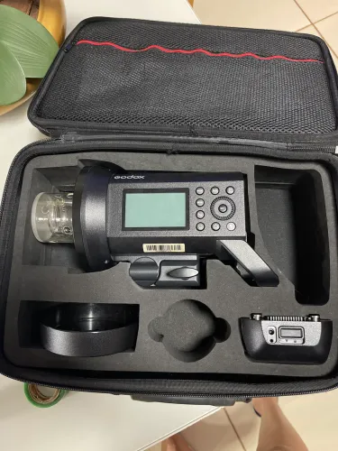 Tocha sem fio Godox Rodox 400 pro