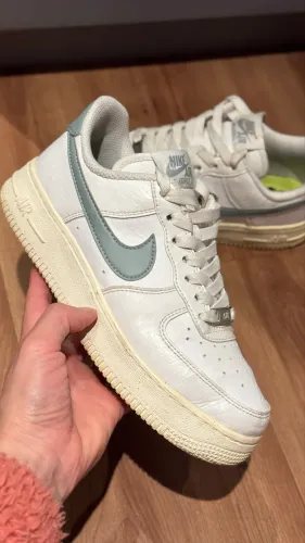 Tênis Nike Air Force 1 feminino