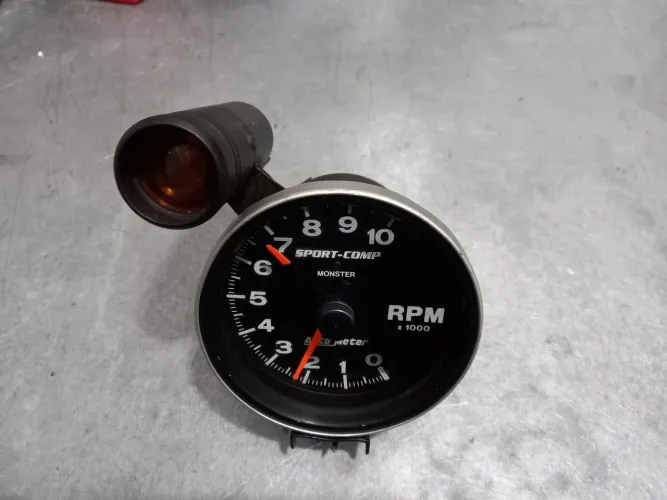 Conta giros Auto Meter Monster