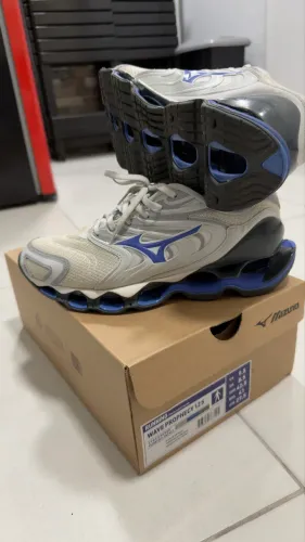Tênis Mizuno Prophecy 12S
