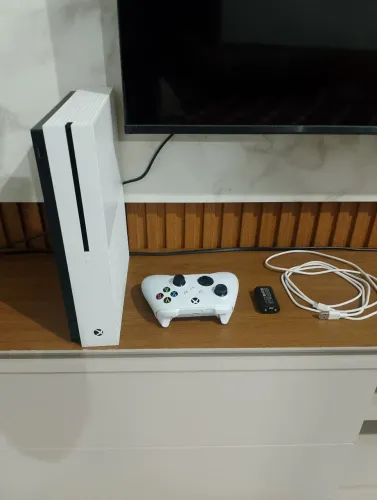 Xbox One S 1TB