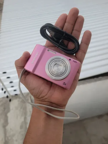 Câmera Digital Samsung ST64 Rosa - Estilo Vintage / Digicam Y2K
