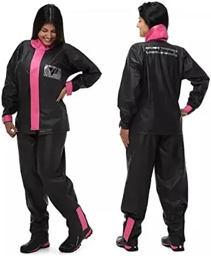 CONJUNTO CAPA DE CHUVA FEMENINO ( CALÇA E JAQUETA COM CAPUZ), NOVO, NUNCA FOI USADO!