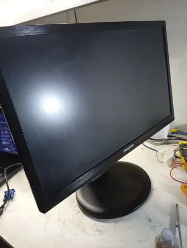 Monitor positivo vga,HDMI,Dvi 22 polegadas