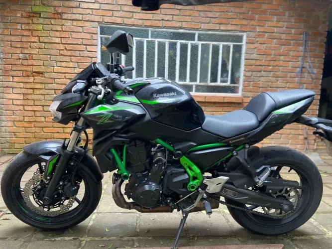 Kawasaki Z650 2025