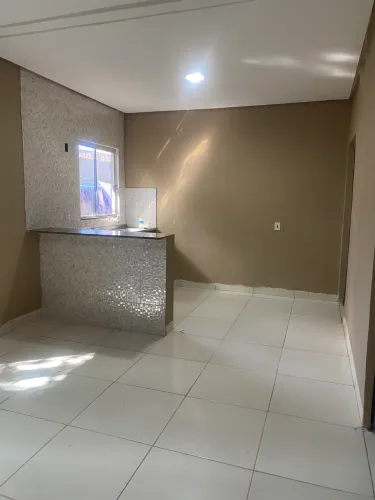Vede-se este lindo prédio de aptos , na rua do cobre 12 quadra 6 bairro vale dos Carajás