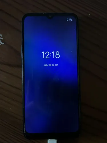 Motorola E7 