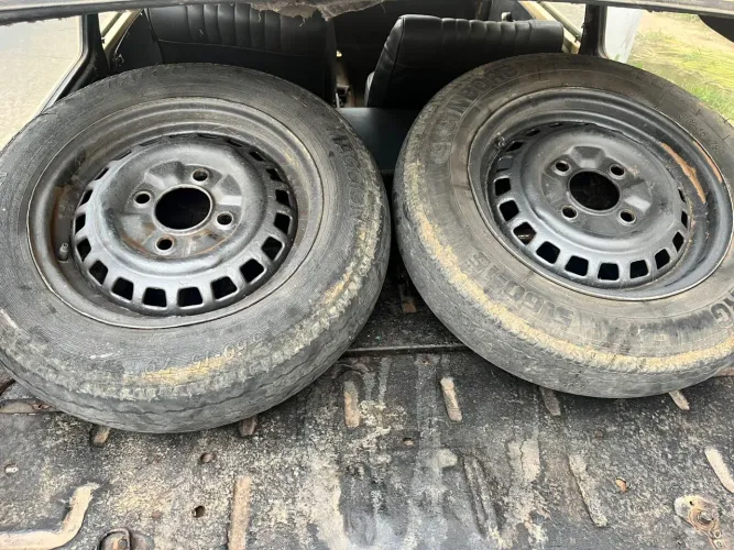 Roda aro 15 - 4 furos vw UNIDADE