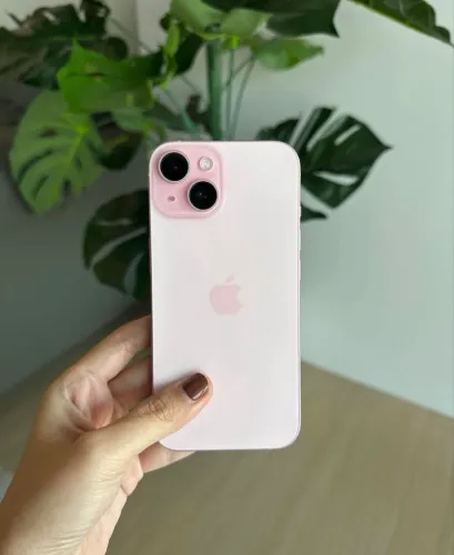 iPhone 15