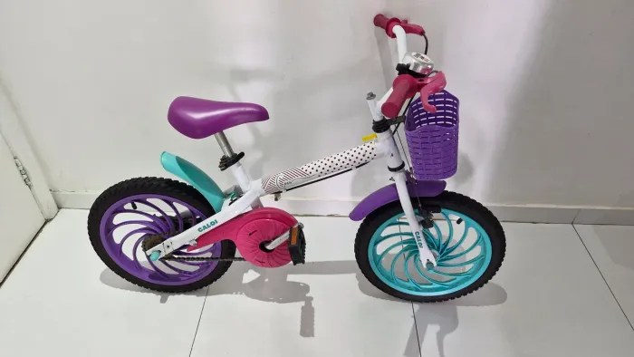 Bicicleta Caloi Ceci Aro 16