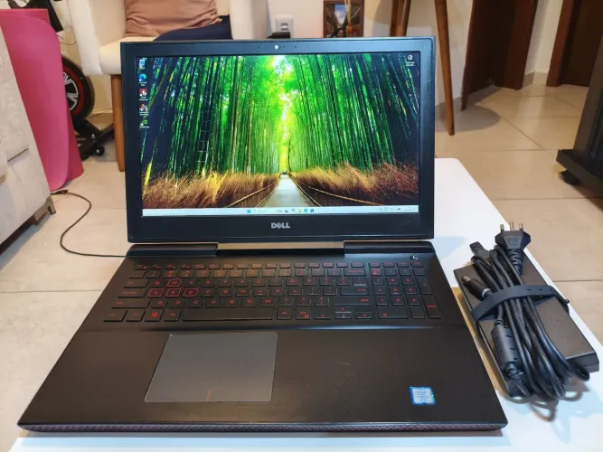 Notebook Dell Intel i7 7gen, 12GB RAM, SSD NVMe 256GB+1TB HD, NVidia GTX1050ti, Tela 15,6"