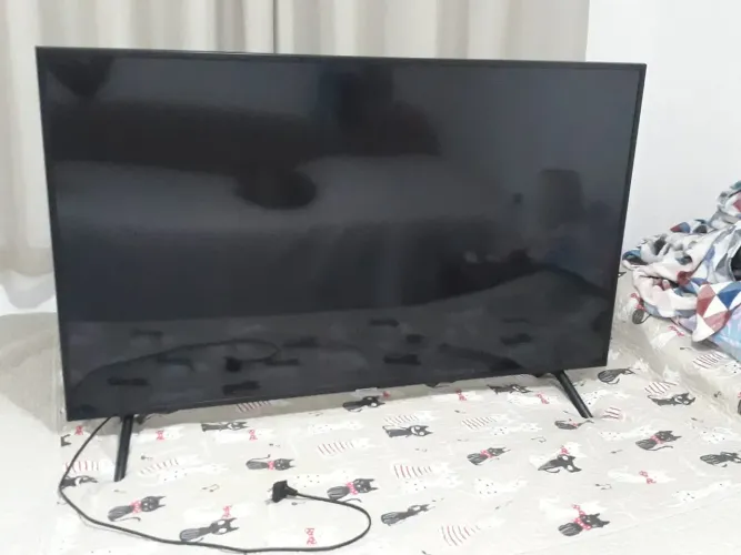 TV SAMSUNG 49 POLEGADAS (Tela interna queimada)