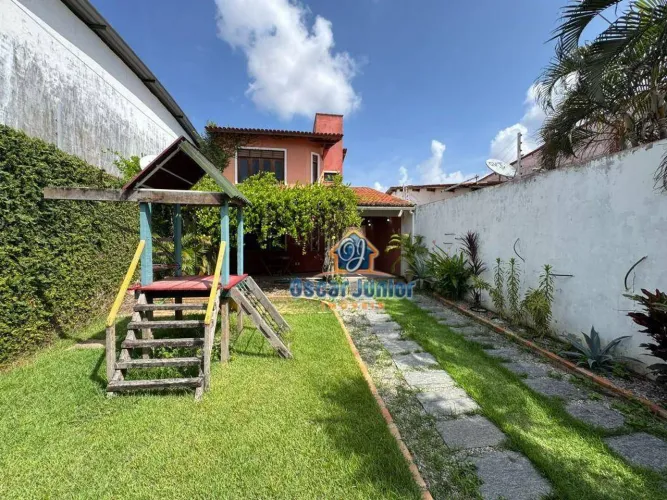Casa Dúplex com 1 Suíte + Wc Social à venda, 140 m² por R$ 330.000 - Prefeito José Walter 