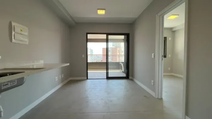 Imóvel para venda possui 37 metros quadrados com 1 quarto em Jardim Vera Cruz - São Paulo