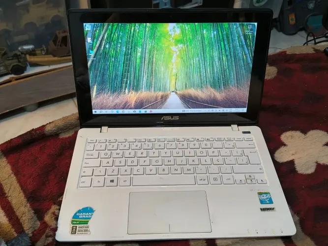 Notebook Asus