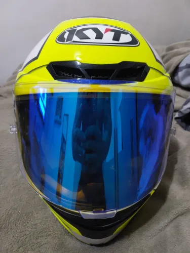 Capacete KYT