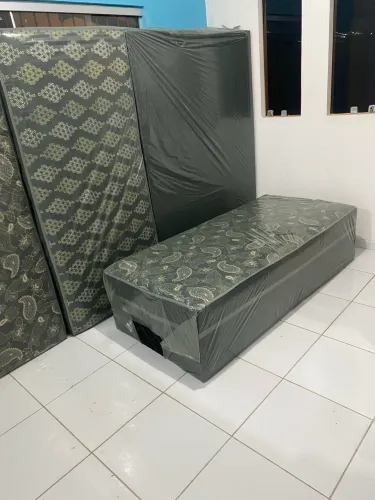 Cama box de solteiro