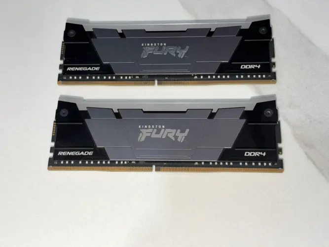Renegade 16GB 3600MHZ Zeradaaaa