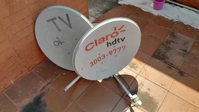 Antena 100 reias cada uma