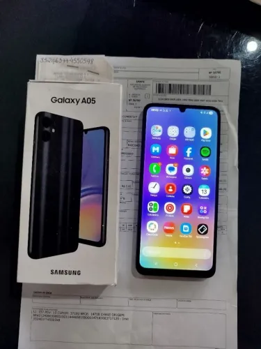 Samsung Galaxy A05 novinho com nota fiscal e sem nenhum detalhe 138gb