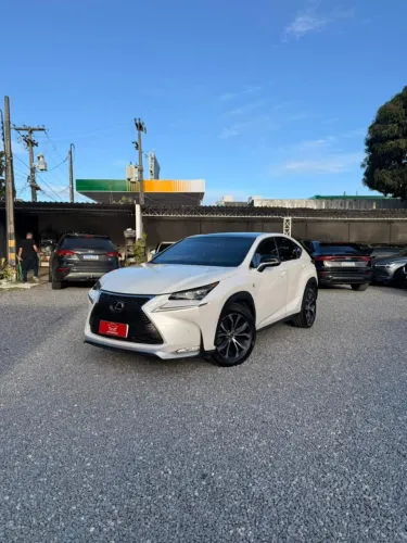 Lexus NX-200T F-sport 2.0 16V 238cv Aut. 2017