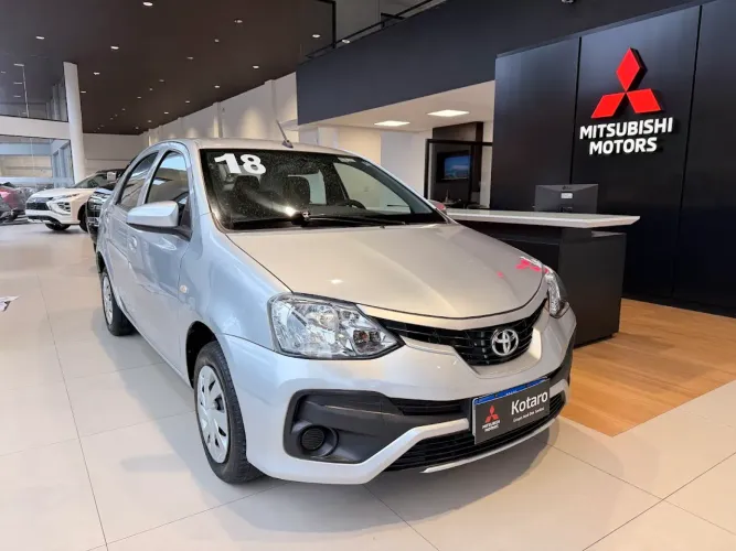Toyota Etios X Plus Sedan 1.5 Flex 16V 4P Mec. 2018