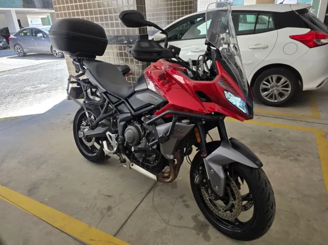 Triumph Tiger Sport 660 2023 com acessórios