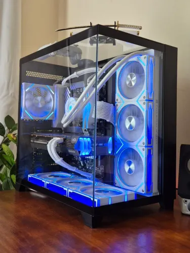 PC GAMER FORTE FULL WHITE/BLACK