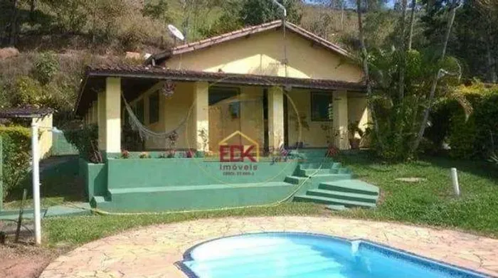 Chácara com 2 dormitórios à venda, 5000 m² por R$ 715.000,00 - Ribeirão Grande - Pindamonh