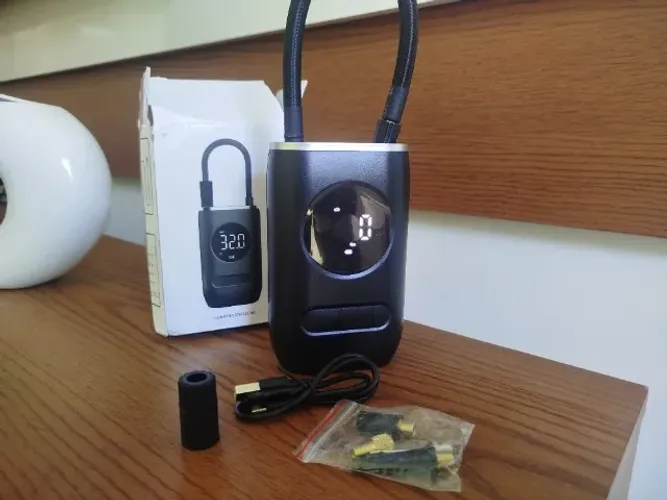 Bomba de Encher Pneu Digital Sem Fio Carro Bike Bola 4000mAh