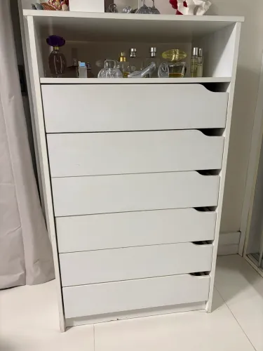 Cômoda com 5 gavetas