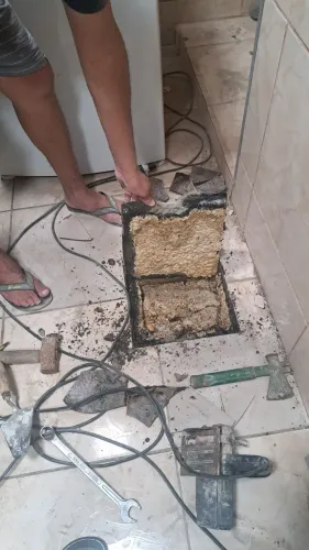 Manutenção e limpeza de todas e cachinhos de esgoto