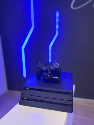 PlayStation 4