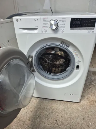 Vende-se lava e seca LG VC4 12kg