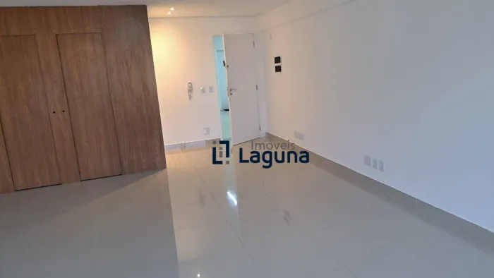 Sala à venda - Vila Gilda - Santo André/SP