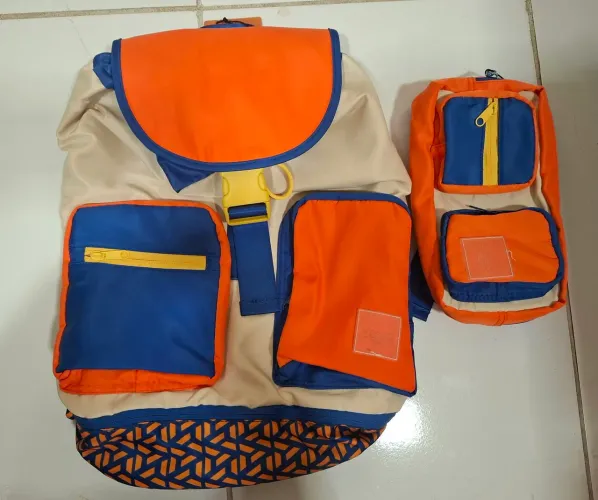 KIT MOCHILA + ESTOJO (PANCHETE) NOVO