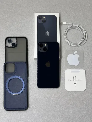 ? iPhone 13 128GB ? Preto Meia-Noite Aparelho impecável e 100% original.