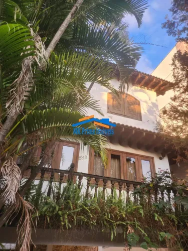 Sobrado de 4 Dormitórios sendo 4 Suítes Terreno de 500 mt² Pestana/ Osasco