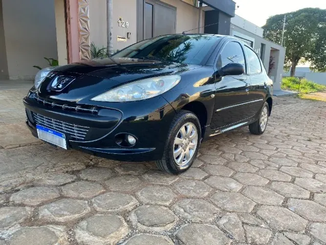 Peugeot 207 XR Sport 1.4 Flex 8V 5P 2011