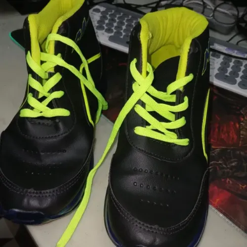 TENIS QUE PODE COLOCAR RODINHAS TAM 37