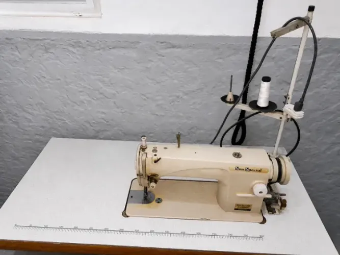 Máquina de Costura Industrial Sun Special