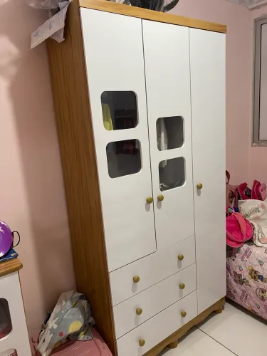 Enxoval bebê completo roupeiro + cômoda + berço