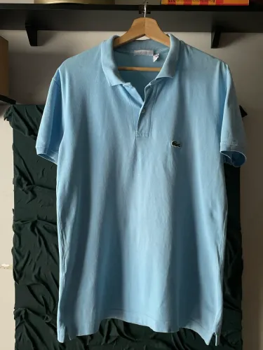 Camiseta polo Lacoste azul tam M 