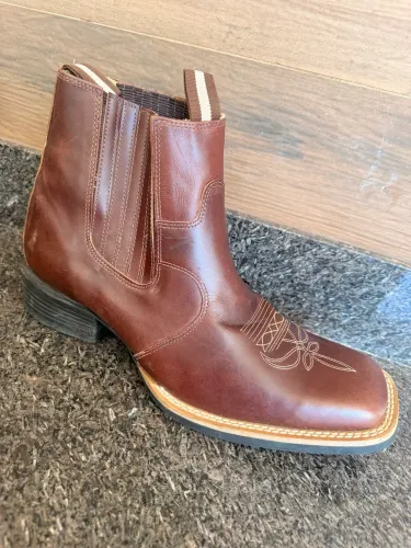 Botina Jacomo 44